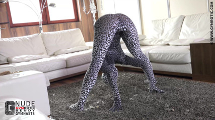 Gymrotic: Zentai kaasting