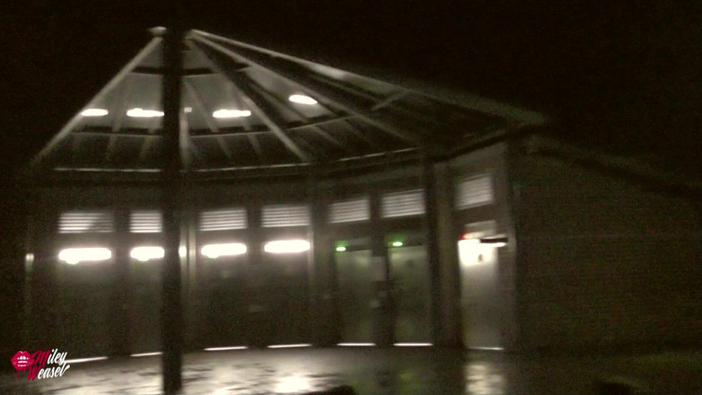 Miley Weasel: Autobahnbitch!! Ditutup mata terikat. Fucked