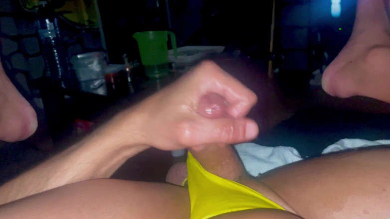 German Tangaboy: Tanga Galbenă