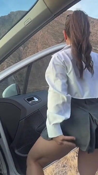 Busty Demande Un Uber Et Veut Payer Avec Du Sexe Et Une Fellation