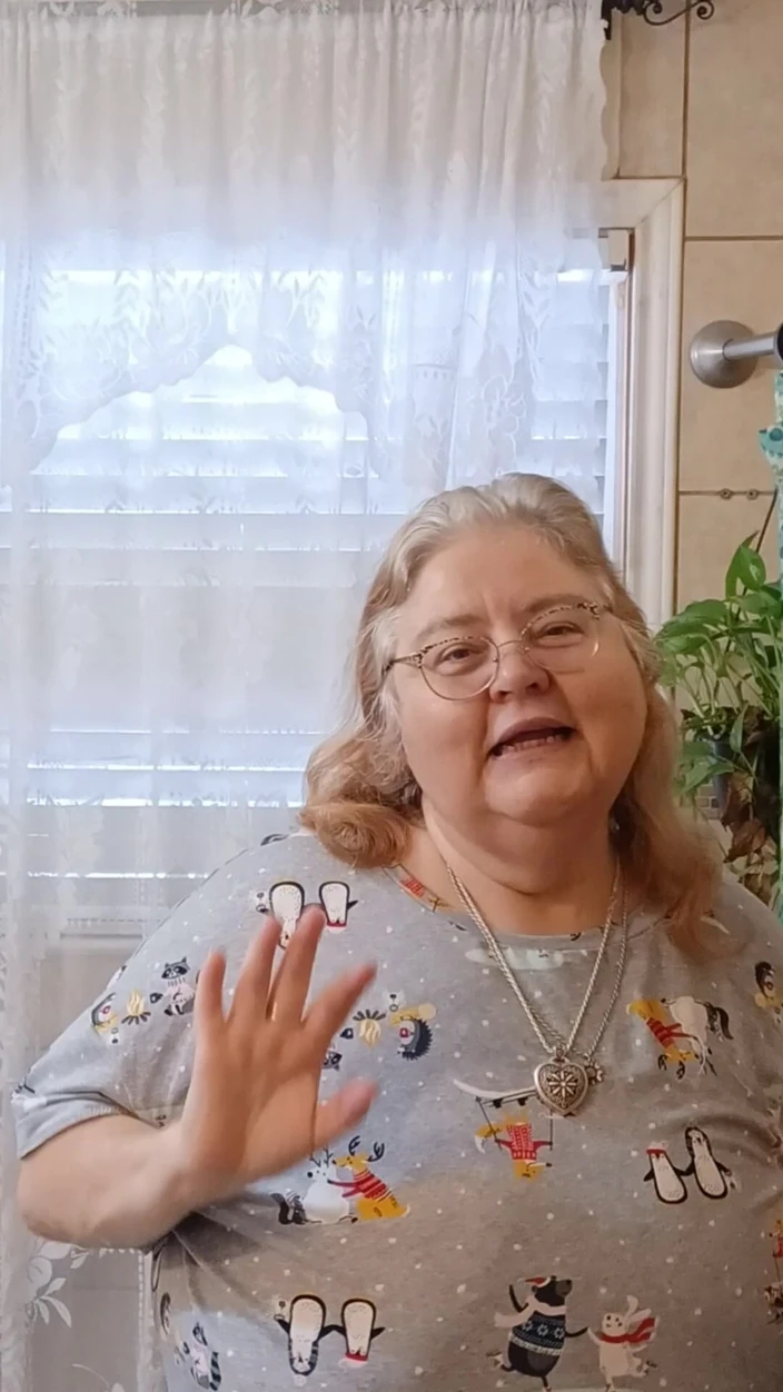 BBW nurse Vicki adventures with friends: Tvätta mina vita farmor trosor för klient!