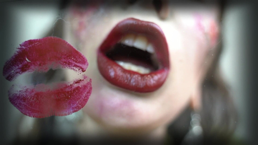 Hungry Zombie Girl Kiss (Rarible Diamond)