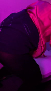 Perniaga Wanita Seksi Dengan Bos Di Tandas Pejabat Untuk KoyakKan Seks Nilon