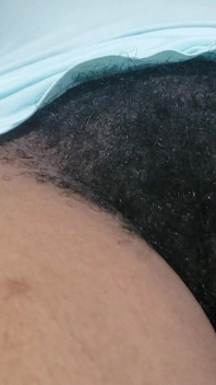 Harig poesje close-up - rauw natuurlijk lichaam dat je meestal niet ziet