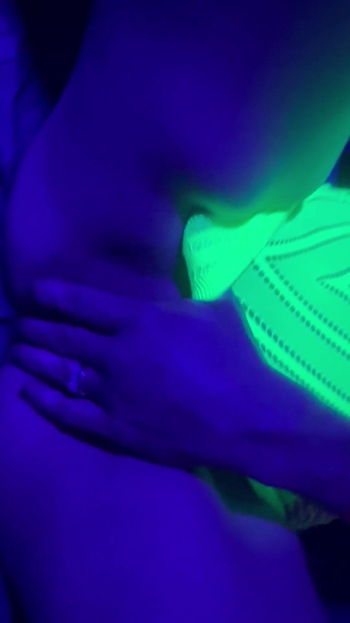 Zoey Portland: Zoey Portland recibe una gran polla en la parte trasera...