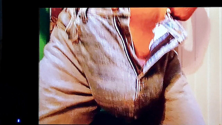 Monster_Meat_: जींस उभार सपने