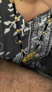 Desi Girlfriend Gave Hand Job to Her Lover He Gave Her Huge Cumshot on Her