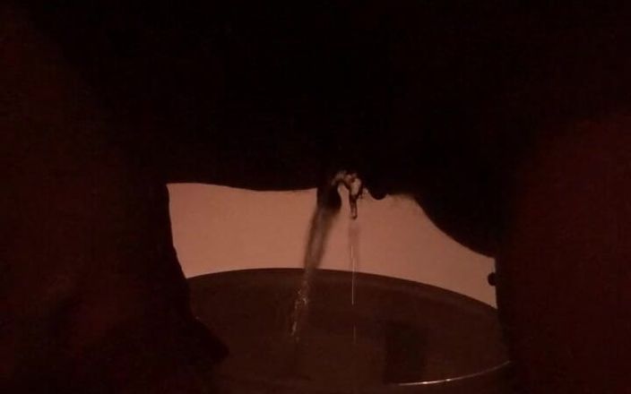 Hotwifekbh: Peituda esposa mijando amador caseiro 2