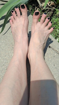 Bright Bulging Veins Fit for a Vampire