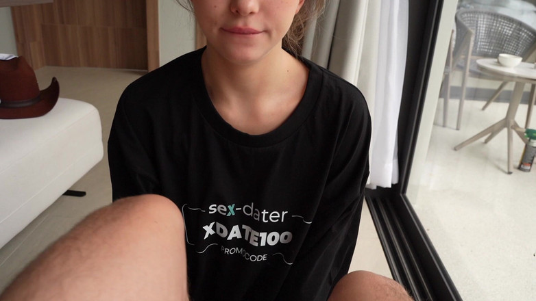 karina_lin: Ohromující Blondýnka a Její Těsná kundička