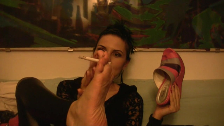 Lady Mesmeratrix Official: Wat een slechte sigaret