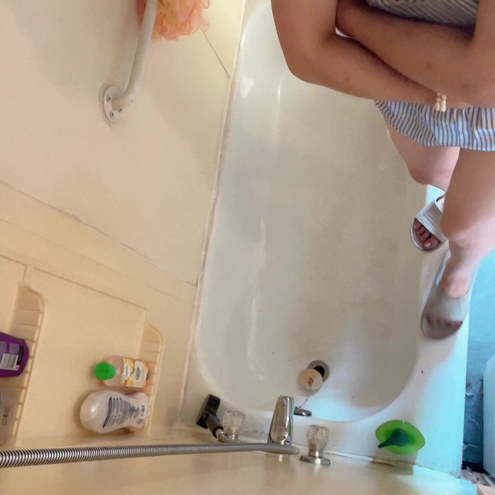 sweethanajapanese: Waktunya mandi pov hana