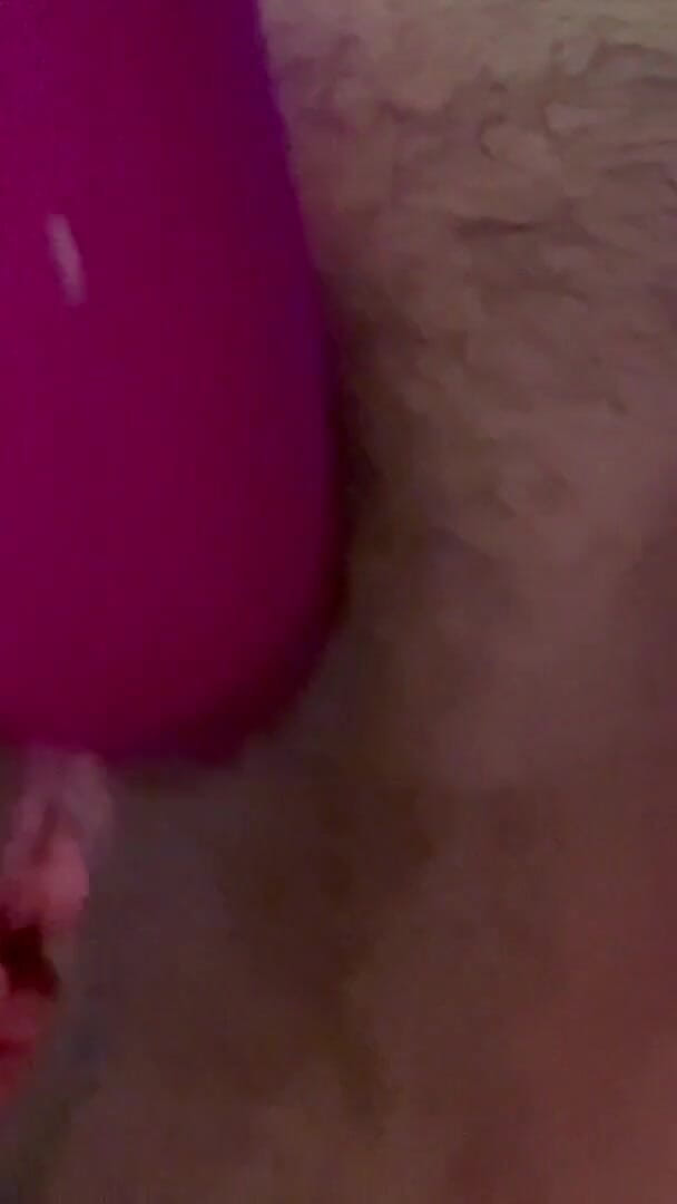 Squirting to My Toy (Tiny stepmama) Squirting to My Toy (Tiny stepmama)