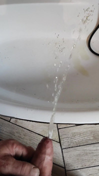 Pissing day