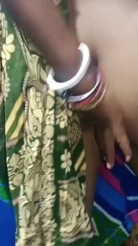 Šukání zezadu do zadku indické bhabhi desi porno