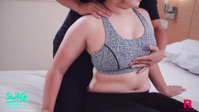 SWAG.live: Birebir eğitim: Asyalı güzeller ve formda koç