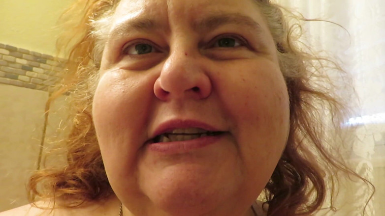 BBW nurse Vicki adventures with friends: Я владею тобой с моим рабом для языка