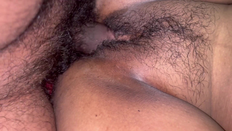 Desi Bhabhi 01: 9인치 자지로 따먹히는 인도 바비