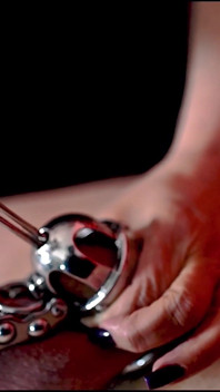 Empress Bella Sadic Penetrate Double Sounding Slave Husband