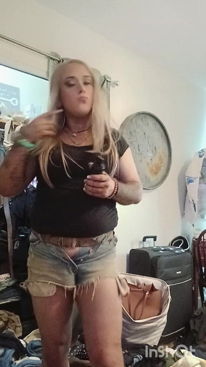 Jakey1987: Fantezie grea adânc în gât și futai trans dur cu Jakeygirl1987