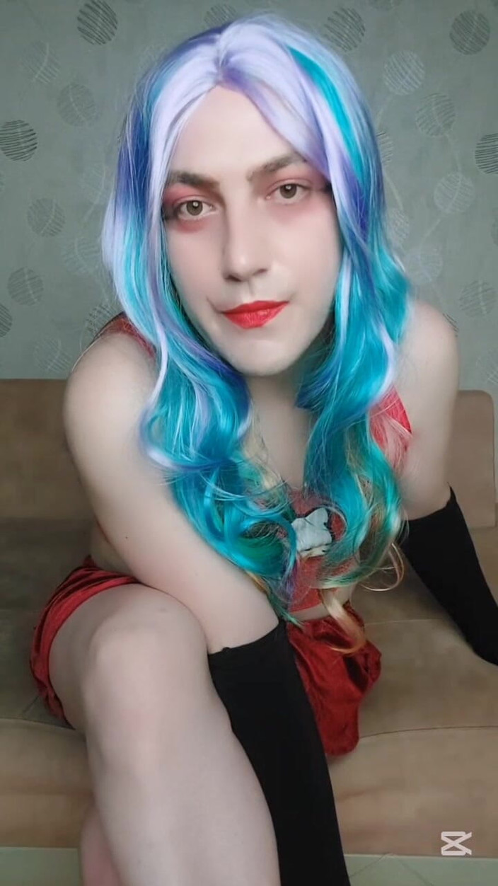 Kitty_Cross: Grote bubbelkont hete blonde blanke kont schattige slanke ladyboy travestiet...