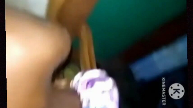 Sex tatie dessi: La ragazza indiana scopa un timido ragazzo africano