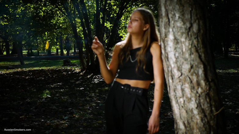 Russian Smokers: Sexy Russian Babe Smoking Cigarette Indoor Studio