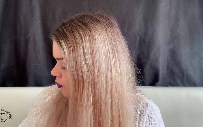 Your fantasy studio: Fumar fetiche con bonito maquillaje y anillos de humo
