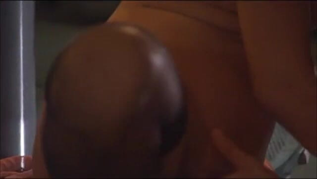 Tight little babes: Chico rubio teniendo sexo intenso con una joven modelo caliente...