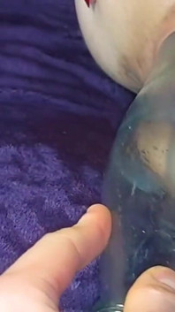 ¡me Follé a Una Joven Con Una Botella!
