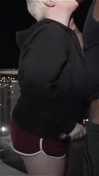 Enorme peituda gordinha bebê leva personal trainers bbc stroke profundo
