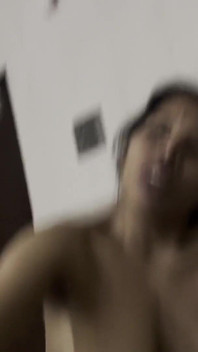 Die Meisten Mögen Auf Dieser Website, Die Sexy Natürliche Titten Mit Wasser-blowjob Im Hotel Haben