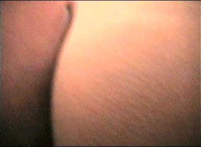 Flash Model Amateurs: Amateur wife stops doing her chores to have sex