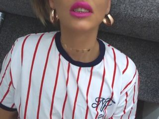 MILF MAFIA: Chav louise fickt sich auf der treppe