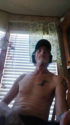 Michael Beach: Zvedání u kuchyňského stolu