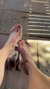 I Miei Vecchi Piedi Hanno Una Breve Pausa
