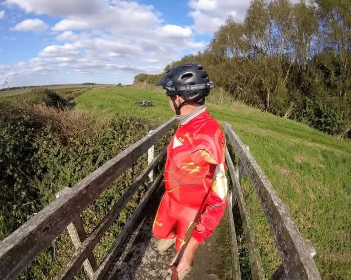 Andy: Plimbare cu bicicleta