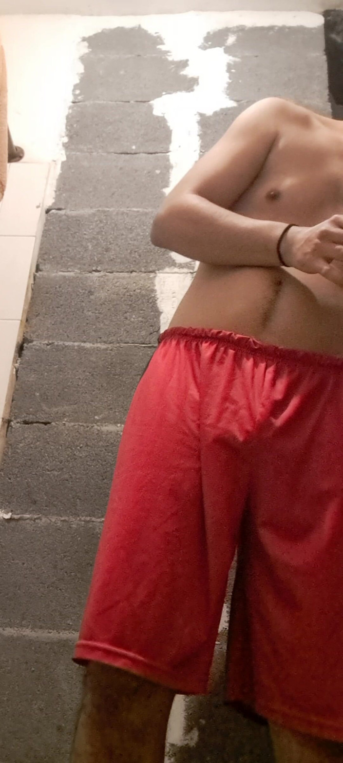 AlexAlejandro13: 我经常在淋浴