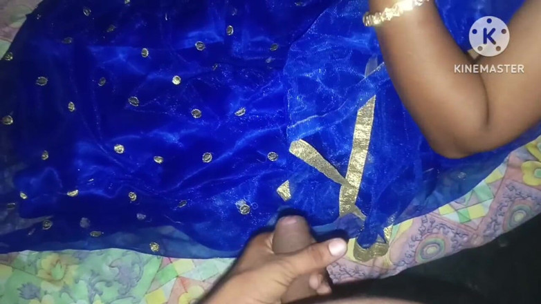 Kavita69: ジジャジーはサーリのセクシーな体に誘惑され、彼女の膣とアナルを犯したヒンディー語音声