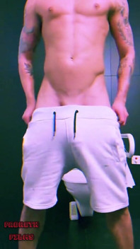 Ich Konnte Meine Riesige Beule Im Fitnessstudio Nicht Verbergen (ich Wäre Fast Erwischt Worden!)