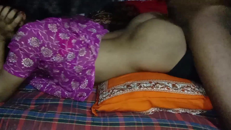 Deshi women: Перший секс, моя подруга з коледжу приходить до мене додому, трахаючи мою дружину 3