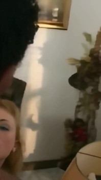Blonde MILF Will Sperma in Den Arsch Gespritzt
