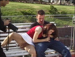 Xtime Network: Seksi minyon açık havada çifte anal üçlü seks