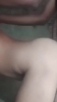집에서 이웃 시누이를 불러서 떠나는 것은 즐거웠습니다.