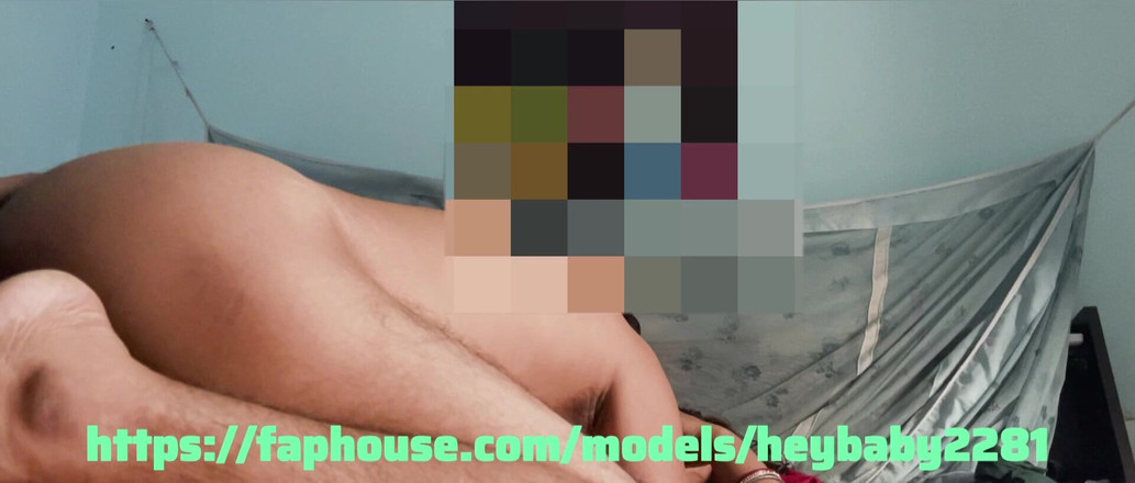 Heybaby: Wanita India berkongkek di musim sejuk