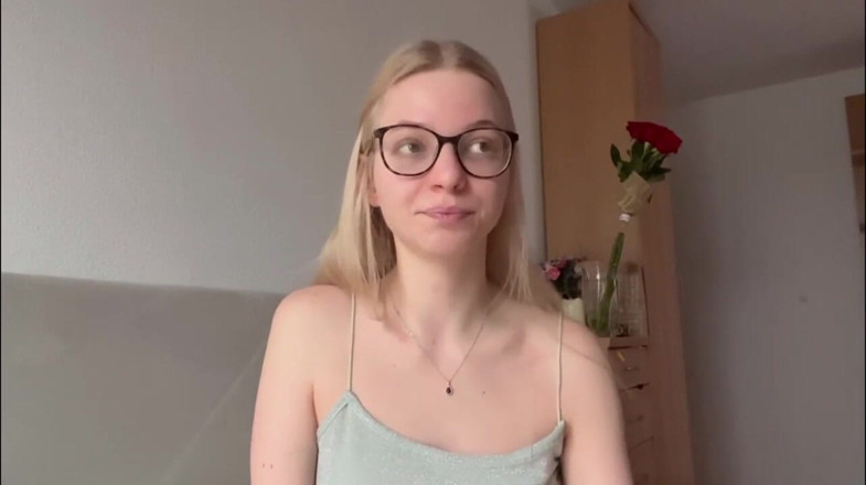 Goddess_Bella_Rae: Meine Meinung über devote Männer