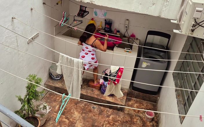 Keilimar Gomez: Hàng xóm được hàng xóm xem đang giặt quần áo