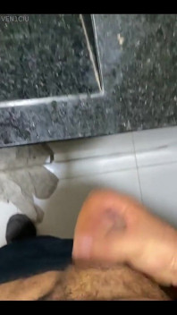 En el baño del gimnasio