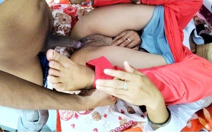 Ritu Rose: 继妹ki Chudai周日 ko desi 印度女大学生