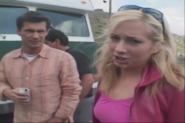 Chica Suicida DVD: Hillary Scott Loves The Bang Van